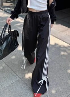 Black Side Bow Stripes Casual Pants | Kazuha - Le Sserafim