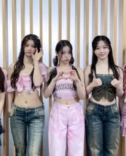 Pink Dyed Boyfriend Jeans | Kyujin - NMIXX 23 Pink Dyed Boyfriend Jeans | Kyujin - NMIXX -Diva s Closet Kyujin NMIXX Pink Dyed Boyfriend Jeans 1 600x744 1