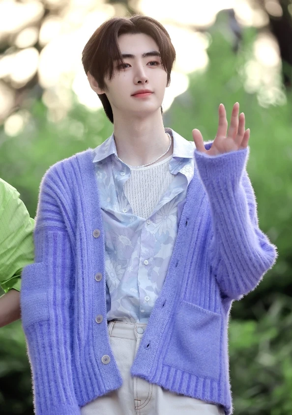 Lilac Floral Summer Shirt | Sunghoon - Enhypen 9 Lilac Floral Summer Shirt | Sunghoon - Enhypen - Image 7