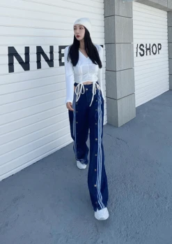 Blue Multi-Button Striped Denim Jeans | Lisa - BlackPink -Diva s Closet Lisa BlackPink Blue Multi Button Striped Denim Pants
