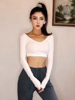 White Low-Neck Long Sleeve Crop Top | Lisa - BlackPink -Diva s Closet Lisa BlackPink White Low Neck Long Sleeve Crop Top 9 600x801 1