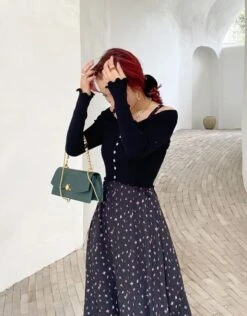 Black Sling Dress With Floral Pattern | Lisa - Blackpink -Diva s Closet Lisa Blackpink Black Sling Dress With Floral Pattern 10 600x768 1