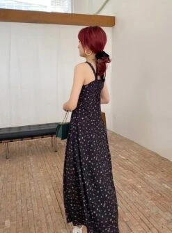 Black Sling Dress With Floral Pattern | Lisa - Blackpink -Diva s Closet Lisa Blackpink Black Sling Dress With Floral Pattern 8 600x813 1