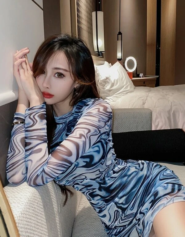 Blue Marble Pattern Slim Dress | Soyeon - (G)I-DLE 17 Blue Marble Pattern Slim Dress | Soyeon - (G)I-DLE - Image 15