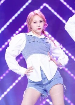 White Puffed Sleeve Shirt | Mia - Everglow -Diva s Closet Mia Everglow White Puffed Sleeve Shirt 6 600x837 1