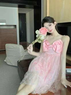 Pink Mesh Bow Dress | Miyeon - (G)I-DLE 19 Pink Mesh Bow Dress | Miyeon - (G)I-DLE -Diva s Closet Miyeon GI DLE Pink Bow Mesh Dress 5 600x800 1