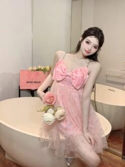 Pink Mesh Bow Dress | Miyeon - (G)I-DLE 18 Pink Mesh Bow Dress | Miyeon - (G)I-DLE -Diva s Closet Miyeon GI DLE Pink Bow Mesh Dress 6 600x800 1