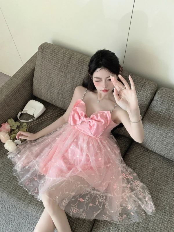 Pink Mesh Bow Dress | Miyeon - (G)I-DLE 12 Pink Mesh Bow Dress | Miyeon - (G)I-DLE - Image 10