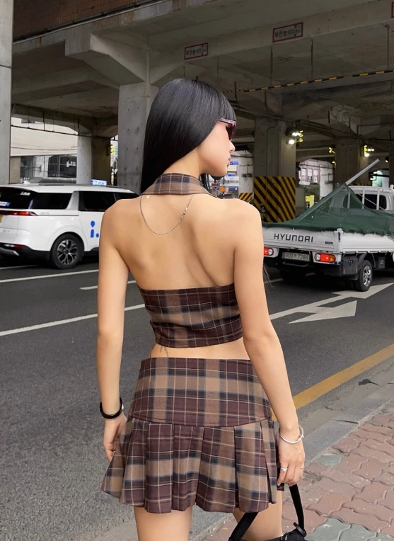 Brown Plaid Mini Skirt | Nayeon - Twice 10 Brown Plaid Mini Skirt | Nayeon - Twice - Image 8