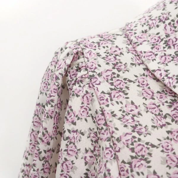 Beige Short Sleeved Floral Blouse | Hyuna 6 Beige Short Sleeved Floral Blouse | Hyuna - Image 4