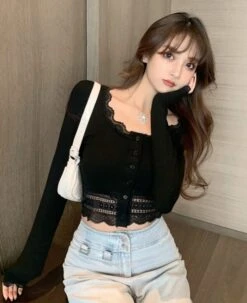 White Lace Edge Top | Onda - Everglow -Diva s Closet Onda Everglow White Lace Edge Top 4 600x735 1