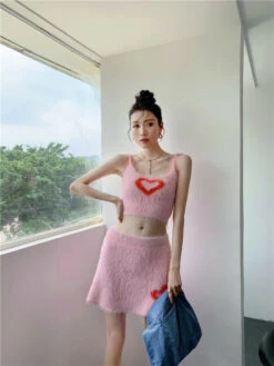 Pink Heart Fur Camisole Crop Top | Joy - Red Velvet -Diva s Closet Pink Heart Fur Camisole Top Joy Red Velvet 07 600x800 1