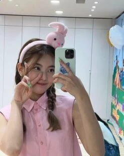 Pink Sleeveless Shirt | Lia - ITZY -Diva s Closet Pink Sleeveless Shirt Lia ITZY 1 600x750 1