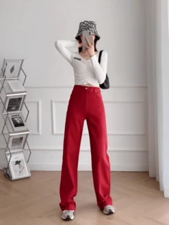 Red Corduroy Wide Leg Jeans | Yunjin - Le Sserafim -Diva s Closet Red Corduroy Wide Leg Jeans Yunjin Le Sserafim 2 600x799 1