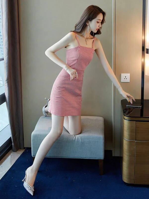 Red Gingham Bodycon Sling Dress | Yiren - Everglow 6 Red Gingham Bodycon Sling Dress | Yiren - Everglow - Image 4