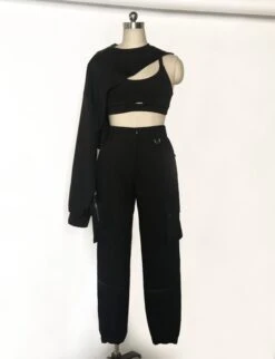 Black Sports Bra | Rose - BlackPink -Diva s Closet Rose BlackPink Black Sports Bra 2 600x781 1