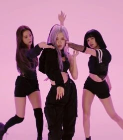 Black Sports Bra | Rose - BlackPink -Diva s Closet Rose BlackPink Black Sports Bra 6