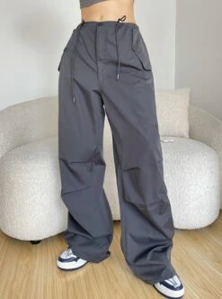 Dark Grey Lightweight Training Pants | Rose - BlackPink -Diva s Closet Rose – BlackPink Dark Grey Lightweight Training Pants 1