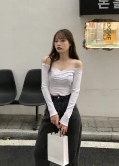 White Long Sleeve Lettuce Crop Top | Sana - Twice -Diva s Closet Sana Twice White Long Sleeve Lettuce Top 12 e1643633980632