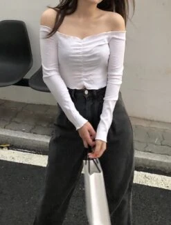 White Long Sleeve Lettuce Crop Top | Sana - Twice -Diva s Closet Sana Twice White Long Sleeve Lettuce Top 3 e1643634091814