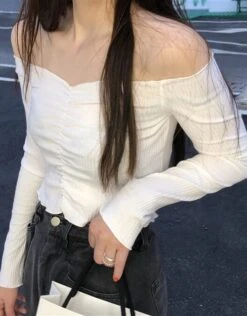 White Long Sleeve Lettuce Crop Top | Sana - Twice -Diva s Closet Sana Twice White Long Sleeve Lettuce Top 9 e1643634015416