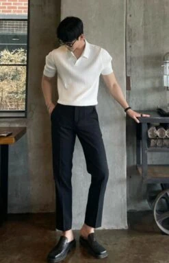 White Knit Short Sleeved Polo Shirt | Seungkwan - Seventeen -Diva s Closet Seungkwan White Knit Short Sleeved Polo Shirt 2 600x930 1