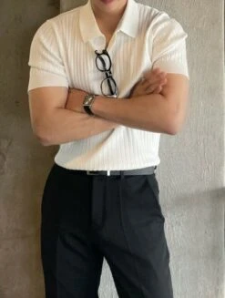 White Knit Short Sleeved Polo Shirt | Seungkwan - Seventeen -Diva s Closet Seungkwan White Knit Short Sleeved Polo Shirt 5 600x794 1