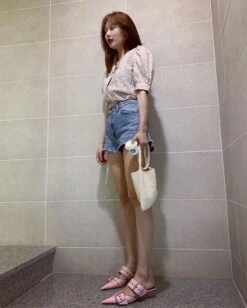 Beige Short Sleeved Floral Blouse | Hyuna 32 Beige Short Sleeved Floral Blouse | Hyuna -Diva s Closet Short Sleeved Floral Blouse Hyuna 2