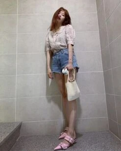 Beige Short Sleeved Floral Blouse | Hyuna 31 Beige Short Sleeved Floral Blouse | Hyuna -Diva s Closet Short Sleeved Floral Blouse Hyuna 3