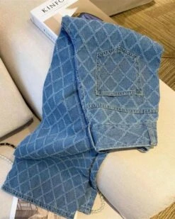 Blue Patterned Square Pocket Jeans | Sihyeon - Everglow -Diva s Closet Sihyeon Everglow Blue Patterned Square Pocket Jeans 2 600x750 1