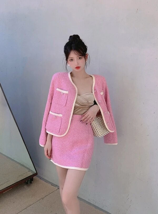 Pink Tweed Jacket And Skirt Set | Somi 5 Pink Tweed Jacket And Skirt Set | Somi - Image 3