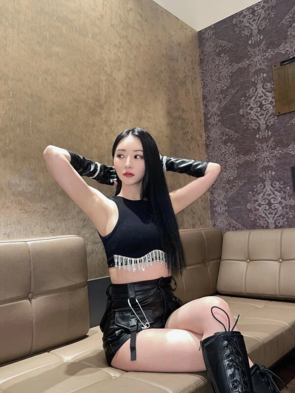 Black Tassel Crop Top | SuA - Dreamcatcher 15 Black Tassel Crop Top | SuA - Dreamcatcher - Image 13