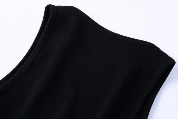 Black Tassel Crop Top | SuA - Dreamcatcher 6 Black Tassel Crop Top | SuA - Dreamcatcher - Image 4