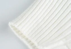 White Cropped Collared Shirt | Vivi - Loona -Diva s Closet ViVi Loona White Cropped Collared Shirt 3 600x414 1