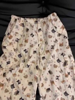 White Dogs And Cats Pattern Multi-Pocket Pants | Siyeon - Dreamcatcher -Diva s Closet White Dogs And Cats Pattern Multi Pocket Pants Siyeon Dreamcatcher 4 600x797 1