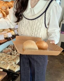 White Knitted Top With Black Linings | Miyeon - (G)I-DLE -Diva s Closet White Knitted Top With Black Linings Miyeon GI DLE 6 600x750 1