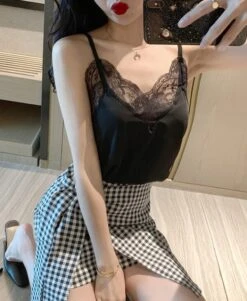 White Lace-Trimmed Camisole | Rose - BlackPink -Diva s Closet White Lace Trimmed Camisole Rose BlackPink 8 600x731 1