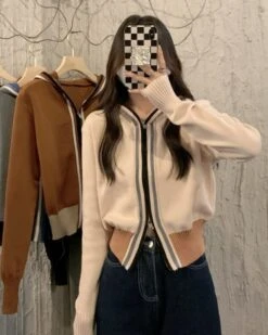 White Lined Zipper Hoodie | Winter - Aespa 14 White Lined Zipper Hoodie | Winter - Aespa -Diva s Closet White Lined Zipper Hoodie Winter – Aespa 4 600x750 1