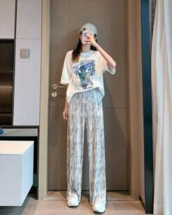 White Ribbed Square Pants | Hyoyeon - Girls Generation -Diva s Closet White Ribbed Square Pants Hyoyeon Girls Generation 1 600x750 1