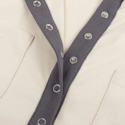 White Snap Button Cardigan With Grey Linings | Soyeon - (G)I-DLE -Diva s Closet White Snap Button Cardigan With Grey Linings Soyeon GI DLE 7 600x598 1