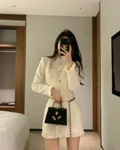 White Texture Ruffles Dress | Yeri - Red Velvet 10 White Texture Ruffles Dress | Yeri - Red Velvet -Diva s Closet White Texture Ruffles Dress Yeri Red Velvet 4 600x750 1