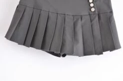 White Triple Buttoned Pleated Skirt | Lisa - BlackPink -Diva s Closet White Triple Buttoned Pleated Skirt Lisa BlackPink 2 600x397 1