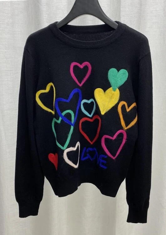 White Love Embroidered Sweatshirt | Xiumin - EXO 13 White Love Embroidered Sweatshirt | Xiumin - EXO - Image 11
