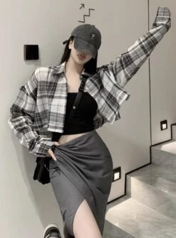 Grey Plaid Cropped Shirt | Yeji - ITZY -Diva s Closet Yeji ITZY Plaid Cropped Shirt 5