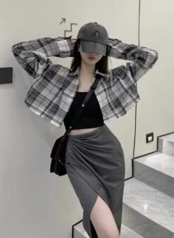 Grey Plaid Cropped Shirt | Yeji - ITZY -Diva s Closet Yeji ITZY Plaid Cropped Shirt 6