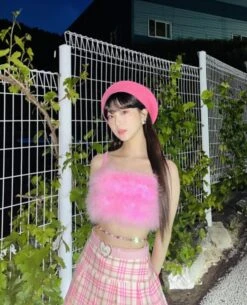 Pink Plush Cropped Top | Yeojin - Loona 19 Pink Plush Cropped Top | Yeojin - Loona -Diva s Closet Yeojin Loona Pink Plush Cropped Top 2 600x740 1