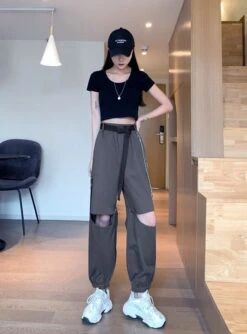 Black Detachable Pants | Yiren - Everglow 28 Black Detachable Pants | Yiren - Everglow -Diva s Closet Yiren Everglow Black Detachable Pants 10