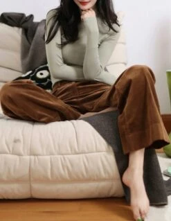 Brown Casual Wide-Leg Pants | Yujin - IVE -Diva s Closet Yujin IVE Brown Cashmere Wide Leg Pants 6 600x775 1