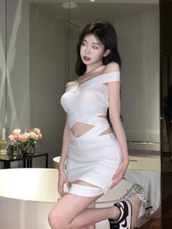 White Cross Ribbed Top | Yuna - ITZY -Diva s Closet Yuna ITZY White Cross Ribbed Top 9 600x800 1