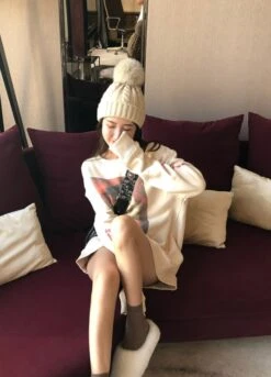 Beige Cat Painting Sweatshirt | Yunhyeong - IKON -Diva s Closet Yunhyeong iKON Beige Cat Painting Sweatshirt 6